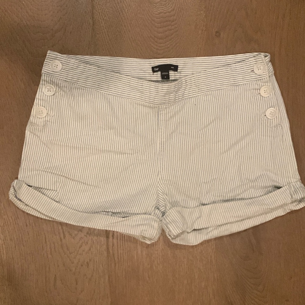 Gap seersucker shorts Size 4